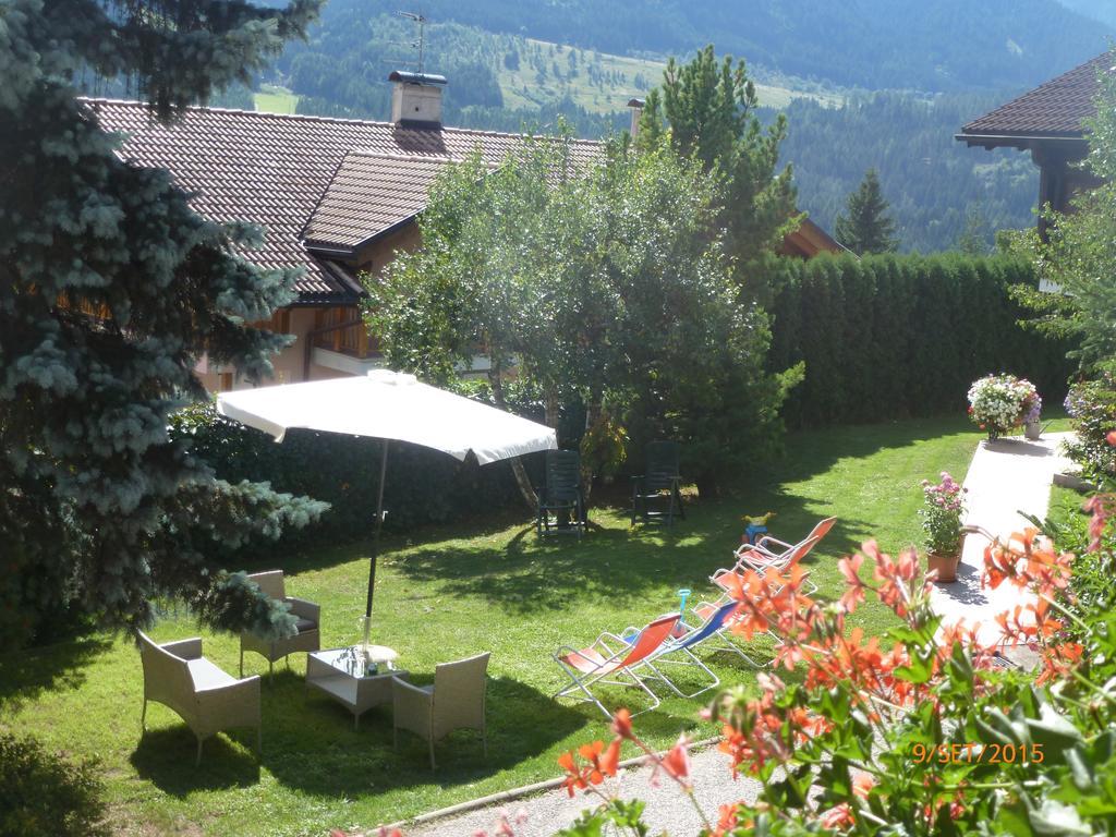 Villa Mirabell Cavalese Room photo